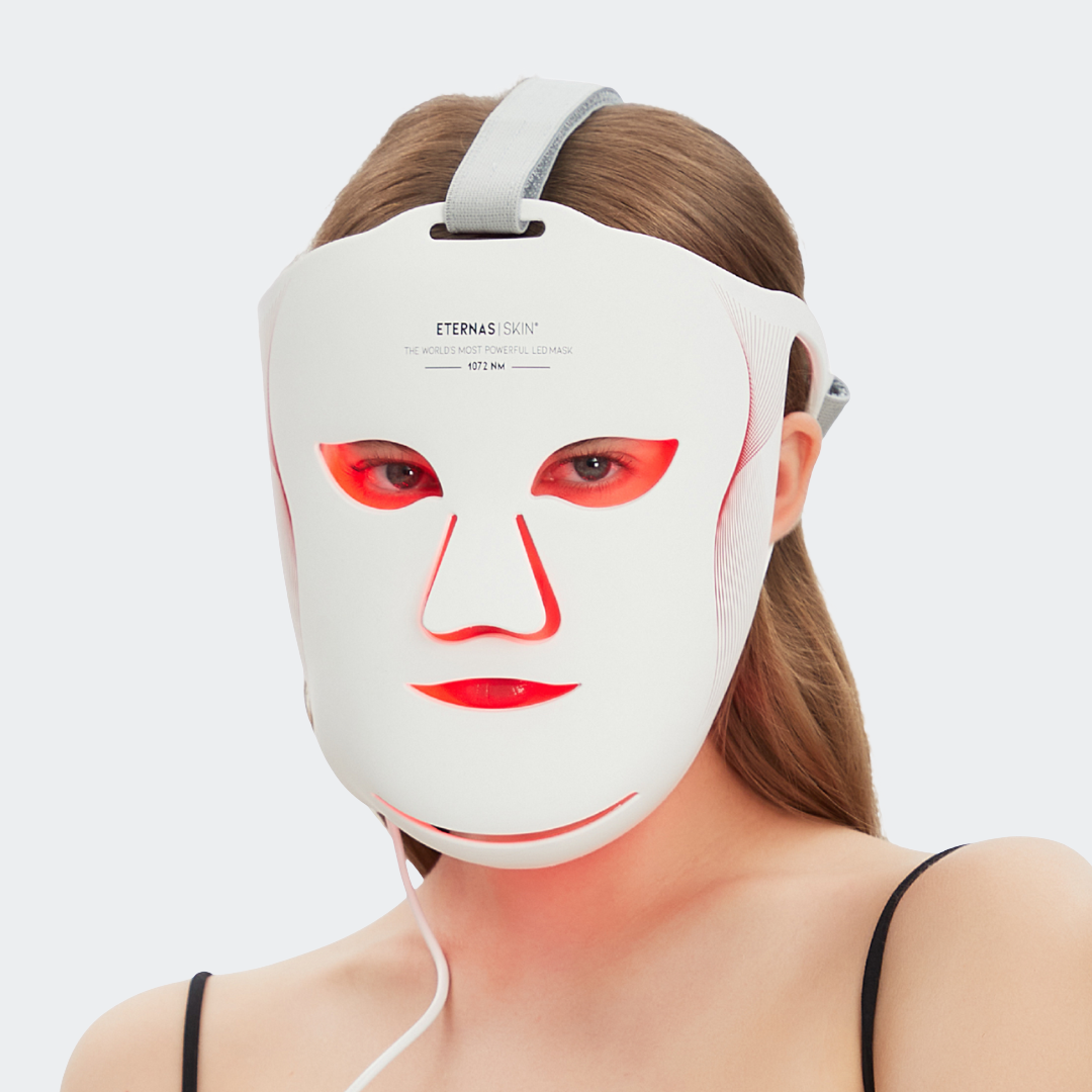 Máscara LED facial DNIR de 1072 nm con cuatro longitudes de onda